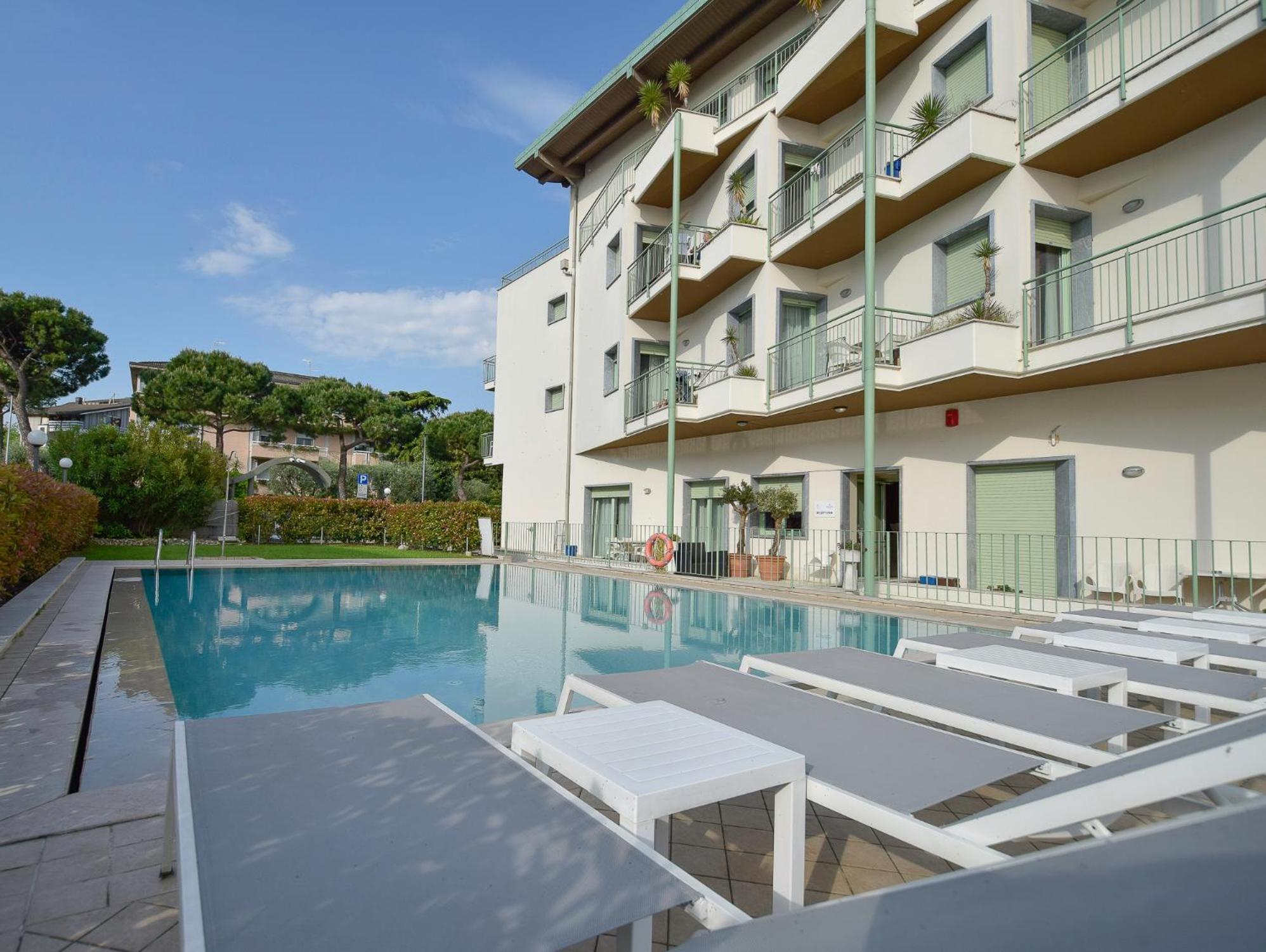 Residenza Miralago Iv By Wonderful Italy Desenzano del Garda